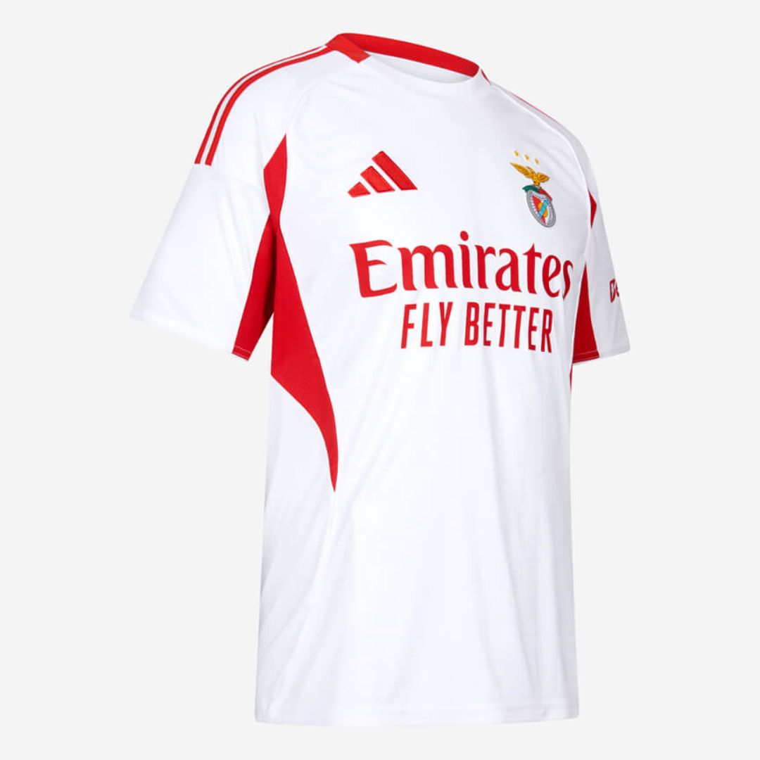 Benfica third 25/26