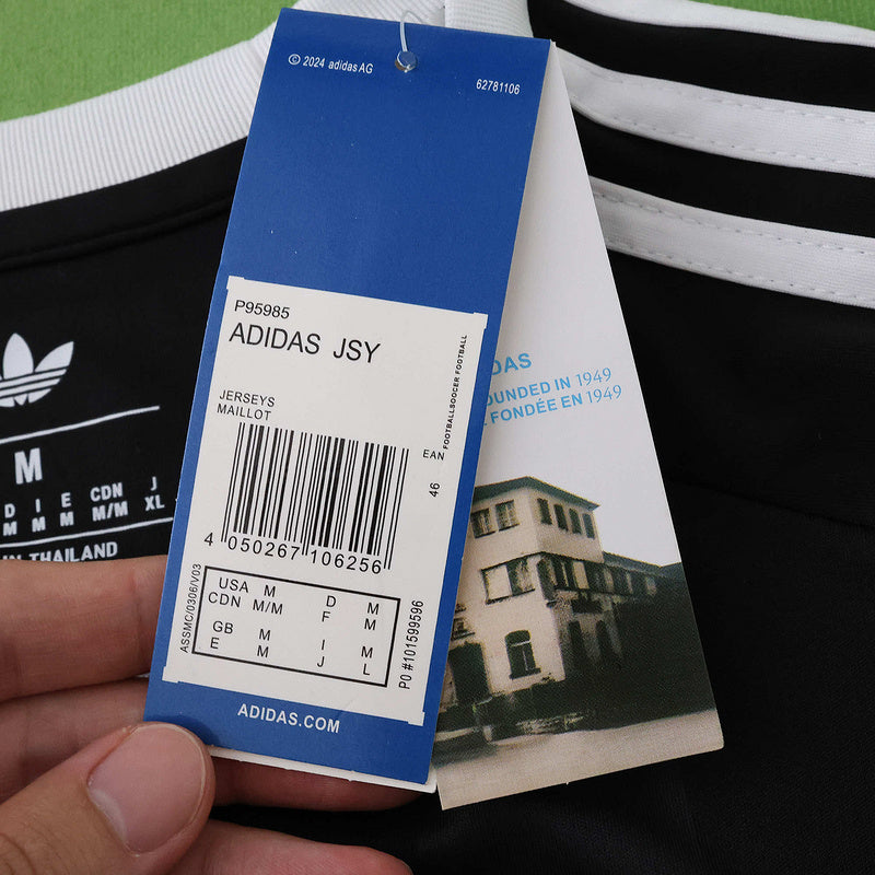 Liverpool Goalkeeper Black Jersey 2025/26